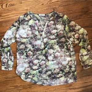 Sam and Lavi Floral Top